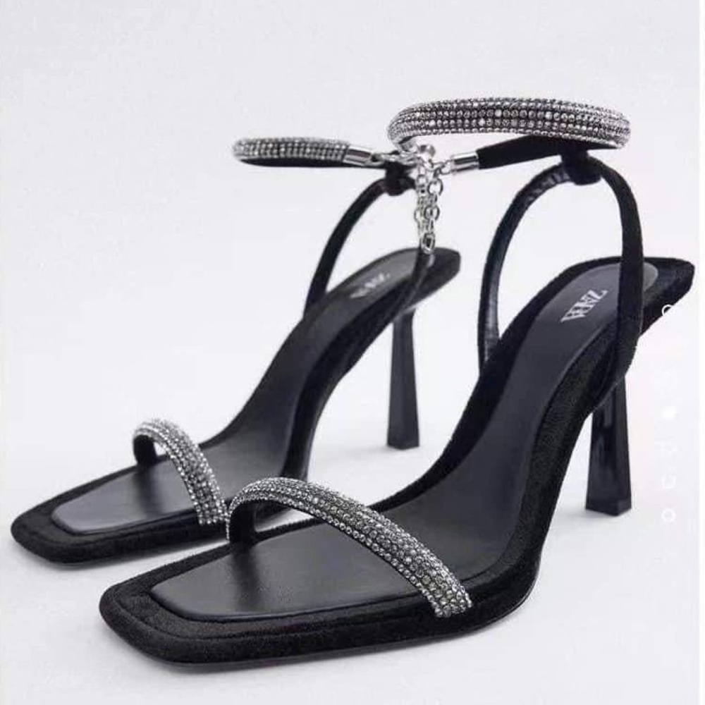ZARA HIGH-HEEL STUDDED‎ SANDALS
